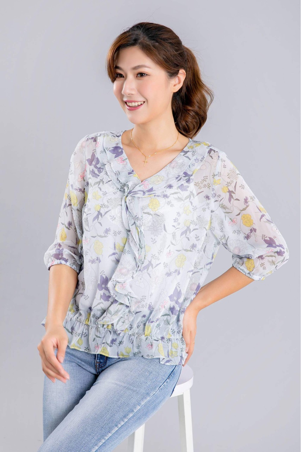 Printed Chiffon Ruffle Blouse Printed Chiffon Ruffle Blouse