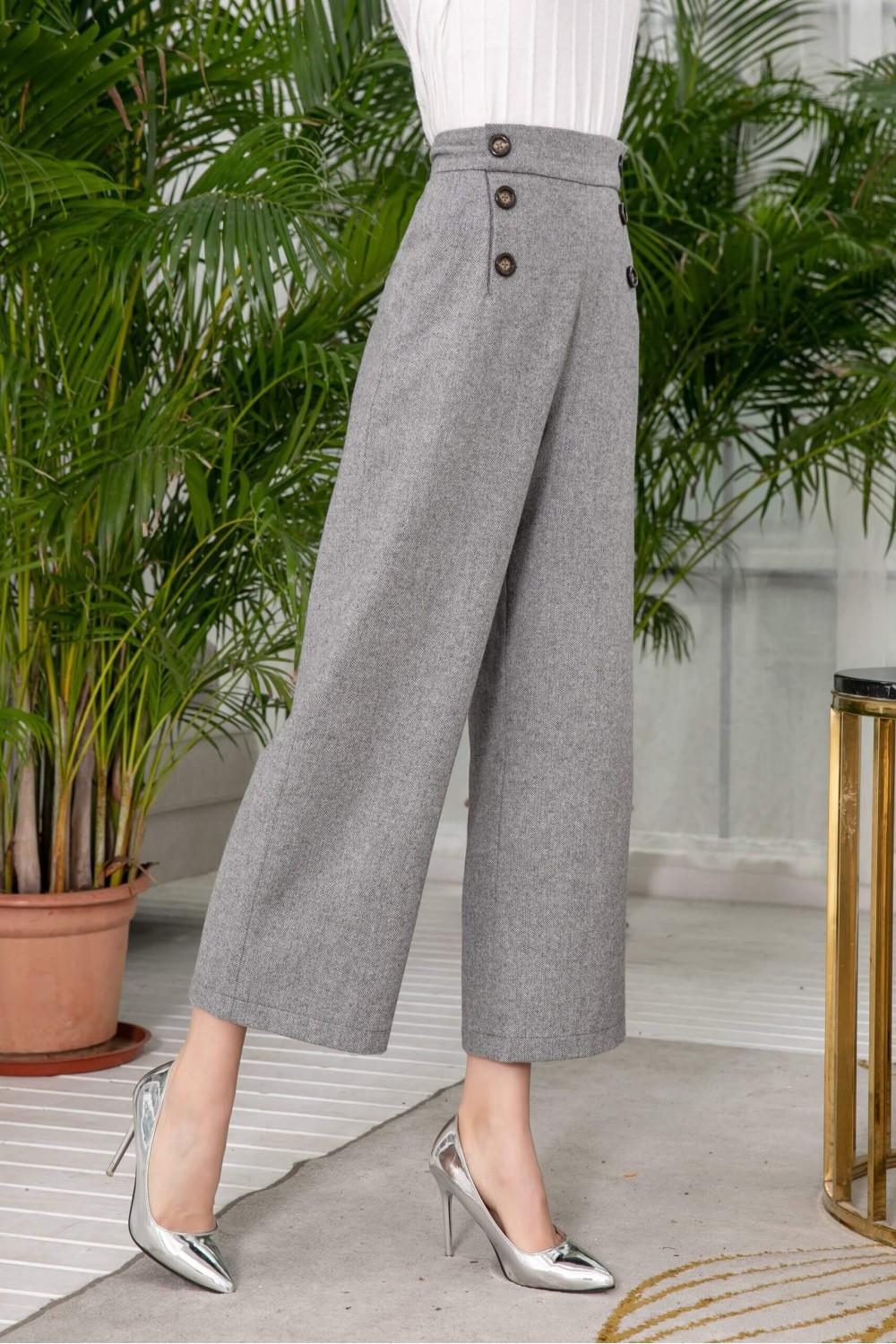 Buttoned Loose Pants Buttoned Loose Pants