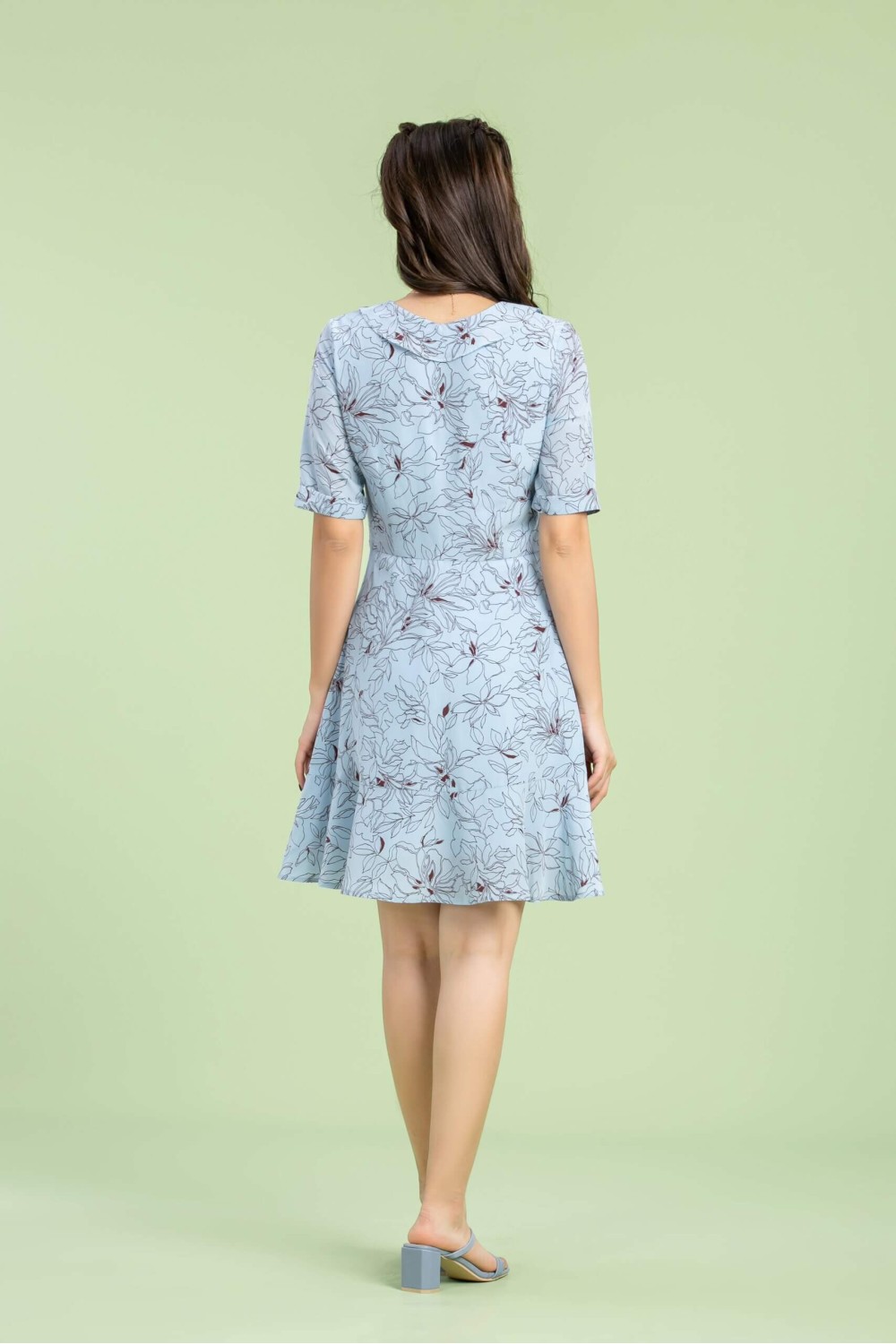 Floral Dress With Ruffles Floral Dress With Ruffles