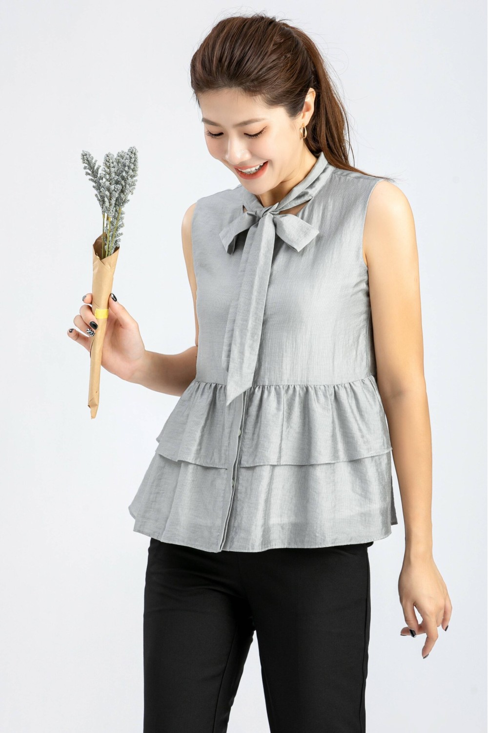 Tie Collar Sleeveless Top W/Lotus Leaf Tie Collar Sleeveless Top W/Lotus Leaf