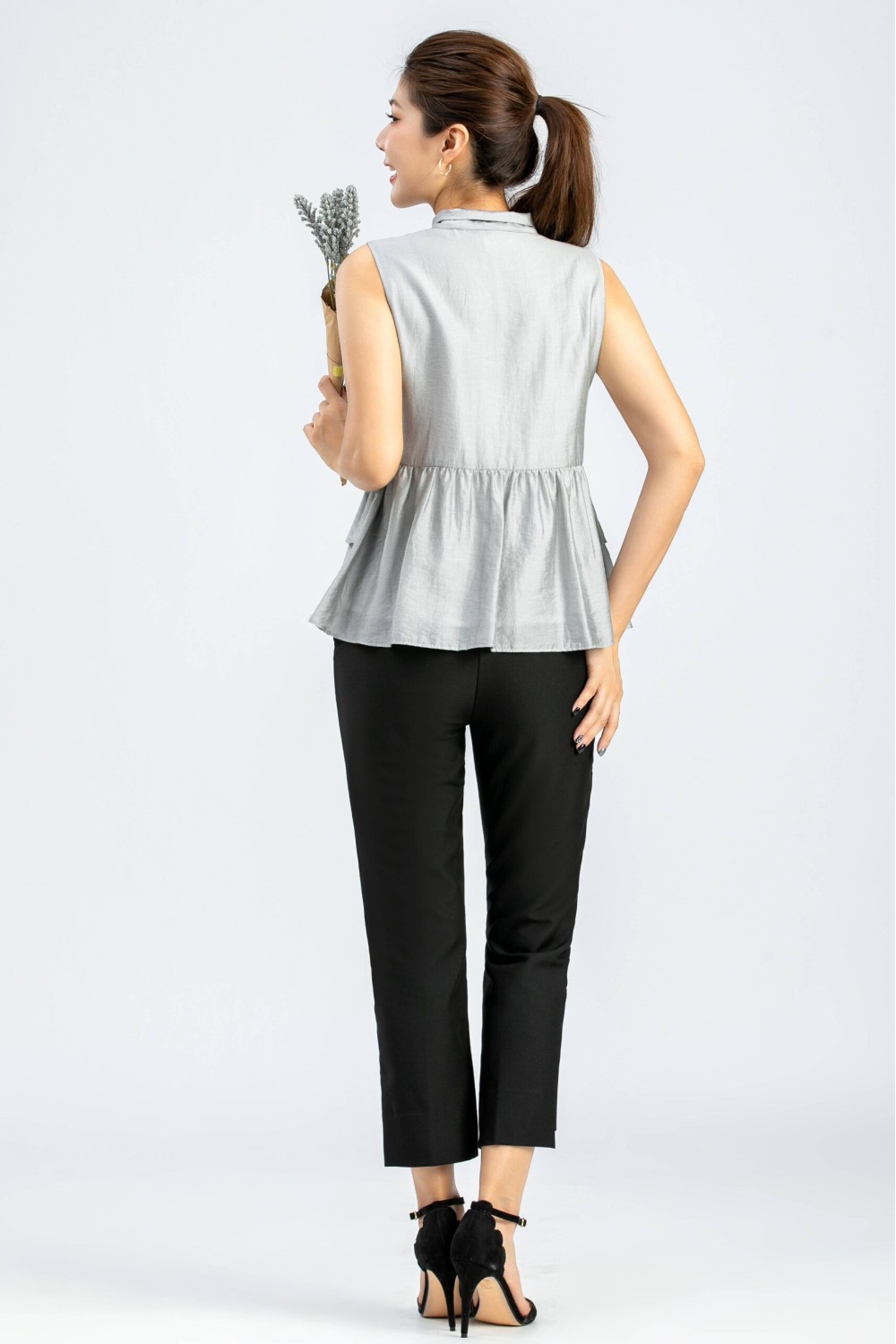 Tie Collar Sleeveless Top W/Lotus Leaf Tie Collar Sleeveless Top W/Lotus Leaf