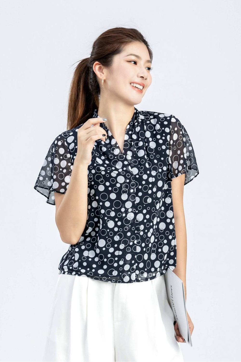 Chiffon Polka Dot V-Neck Short-Sleeved Top