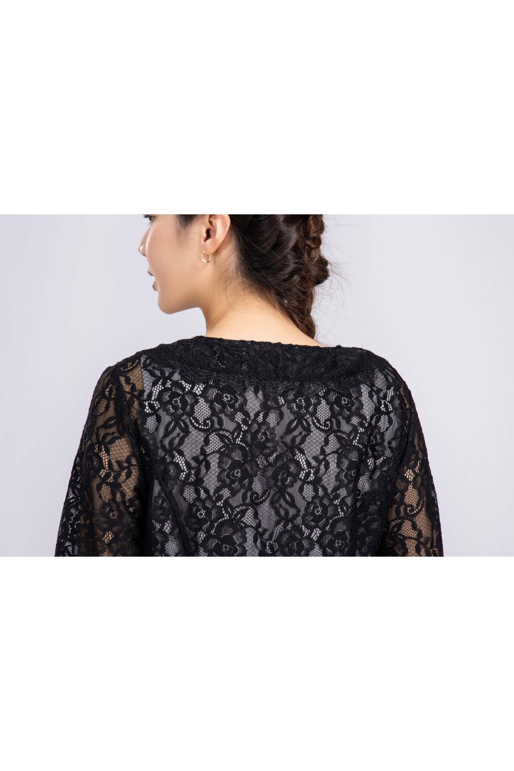 Contrast Lining Lace Blouse